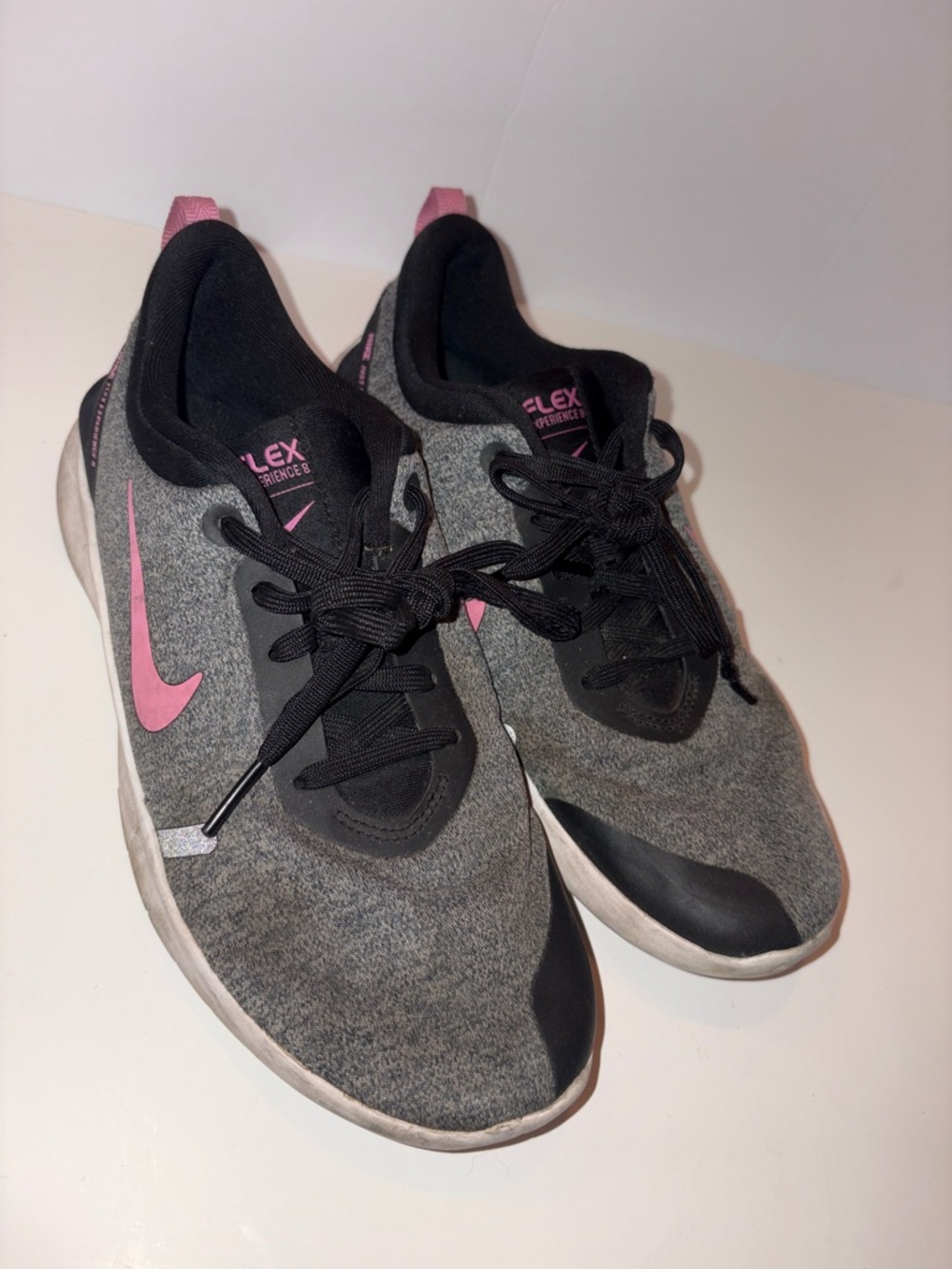 Nike Women's Gray & Pink Flex Athletic Sneakers